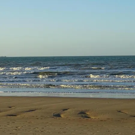 Apartmán In Near Sandy Beaches *